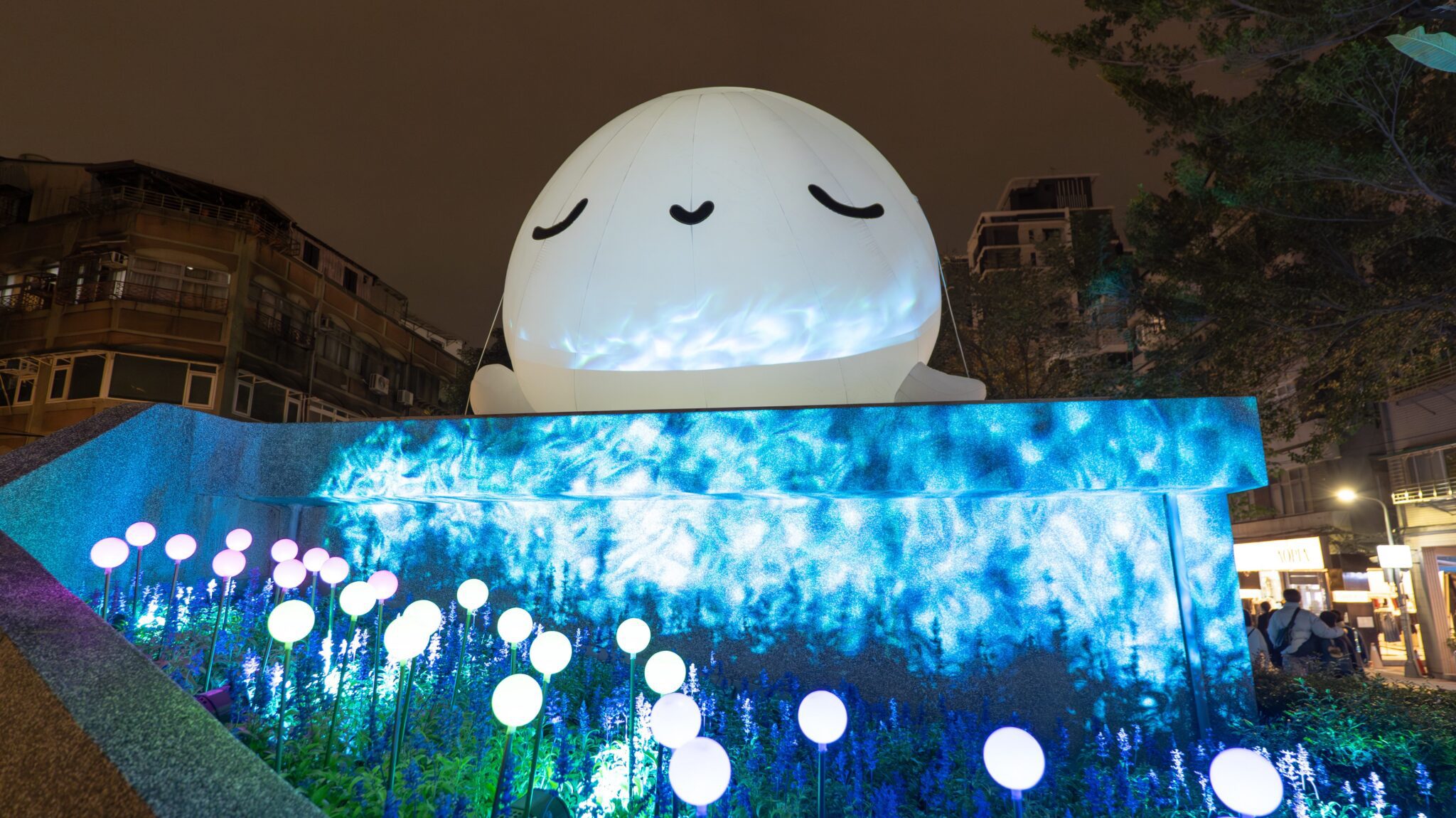 「2025閃耀!捷運光聚落」登場 1公里夢幻光廊點亮台北歲末 「2025閃耀!捷運光聚落」登場 1公里夢幻光廊點亮台北歲末