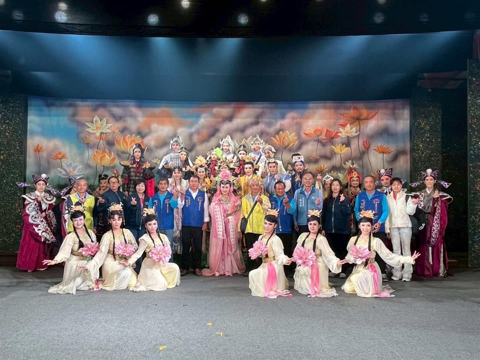 慶賀「溪州萬善祠50週年大典」 明華園戲劇總團演出祈福大戲