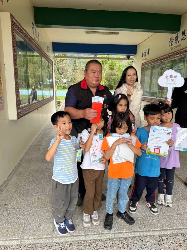 微醺傳遞溫度 心醉於善 陳馥熙打造「微醺日記」背後的初衷 微醺傳遞溫度 心醉於善 陳馥熙打造「微醺日記」背後的初衷