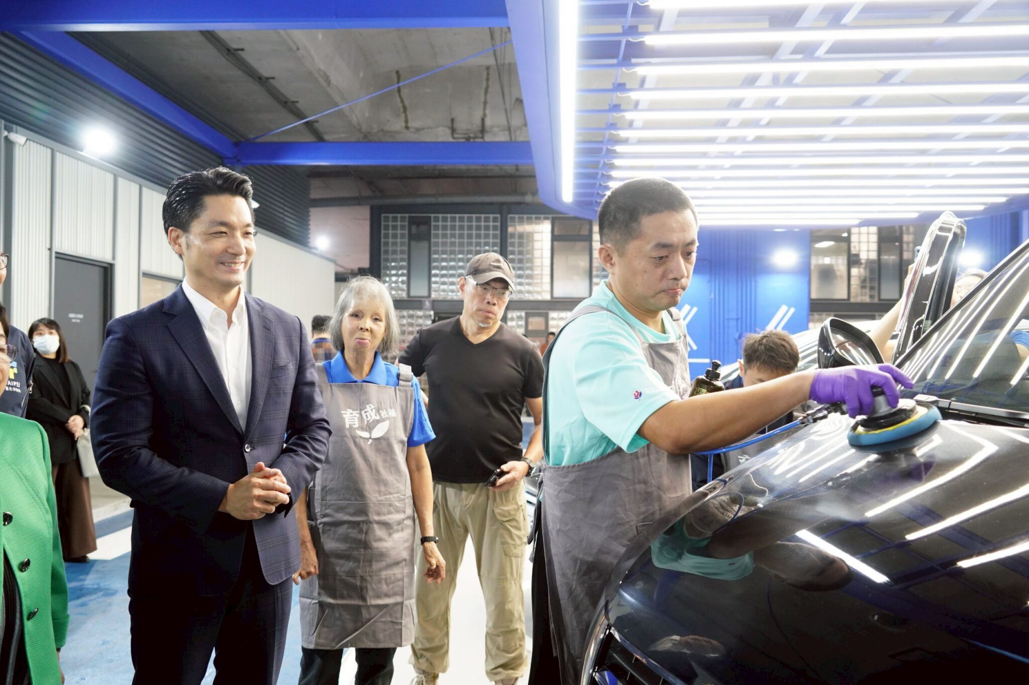 蔣萬安參訪庇護園區育成社福 誇讚憨寶貝們的專業服務 蔣萬安參訪庇護園區育成社福 誇讚憨寶貝們的專業服務