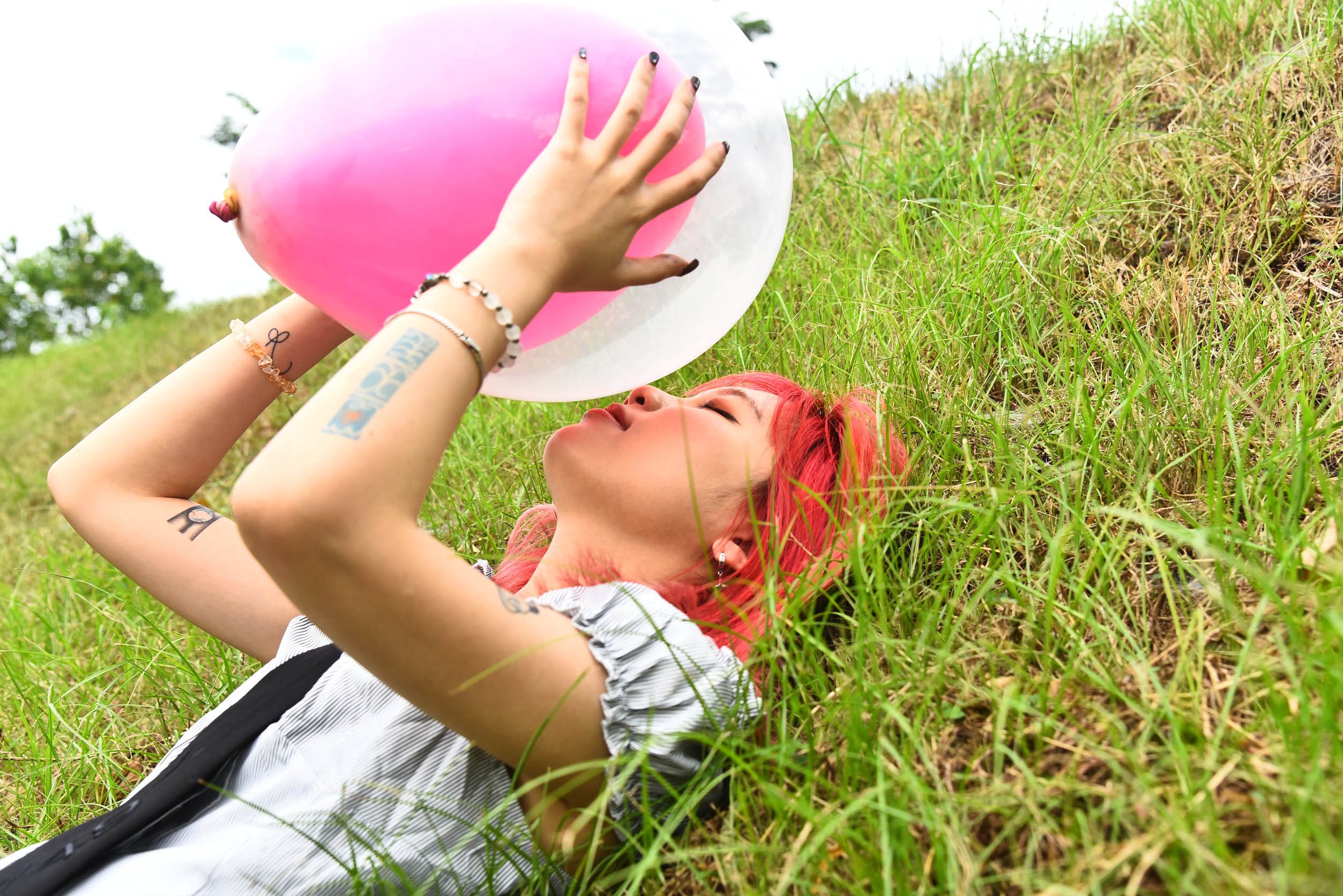 林桉用音樂勾勒出年輕世代在迷惘 成長與心動之間的真實心境 林桉用音樂勾勒出年輕世代在迷惘 成長與心動之間的真實心境