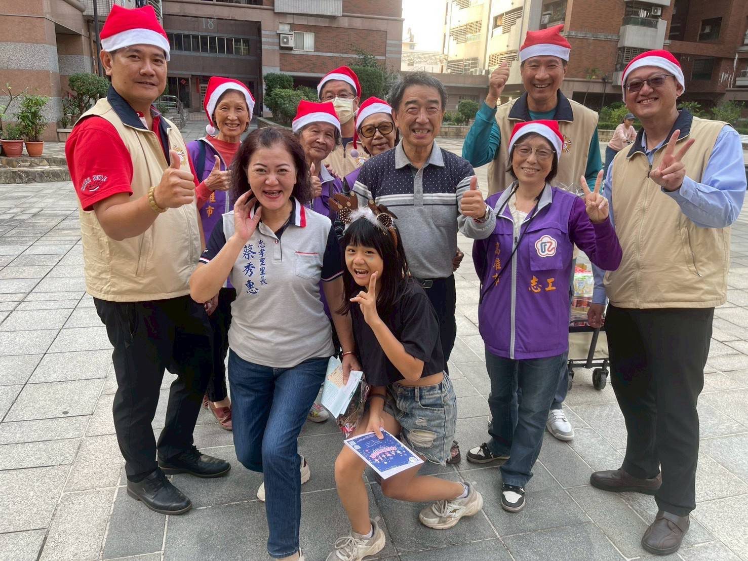 聖誕報佳音 榮服處攜手岡山區聯禱會 關懷社區榮民眷 聖誕報佳音 榮服處攜手岡山區聯禱會 關懷社區榮民眷