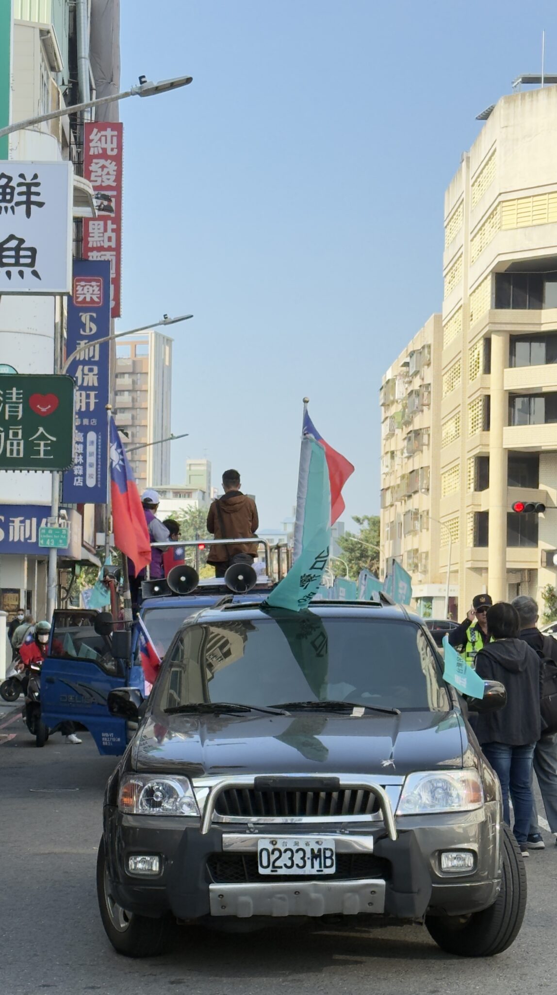 不該被民眾遺忘的日子「行憲紀念日」 守護憲政精神 民眾黨高雄車隊集結反對毀憲亂政 不該被民眾遺忘的日子「行憲紀念日」 守護憲政精神 民眾黨高雄車隊集結反對毀憲亂政