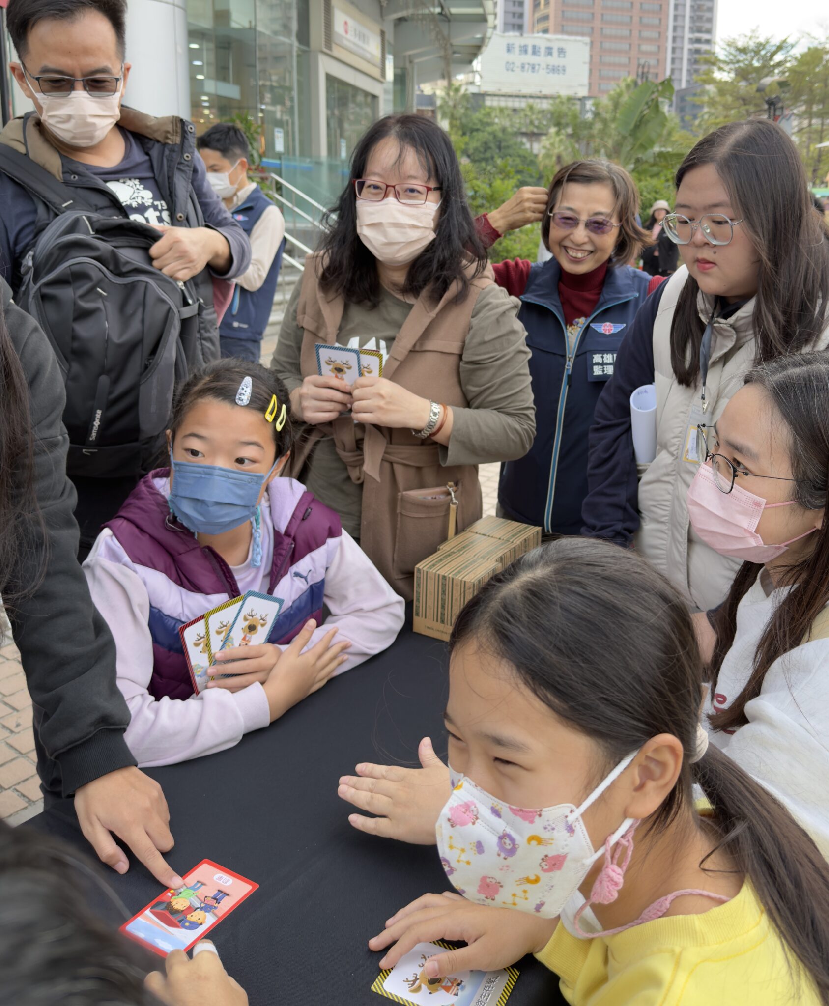 推廣交通安全 「道路生存戰」桌遊 上百人同樂競賽 推廣交通安全 「道路生存戰」桌遊 上百人同樂競賽