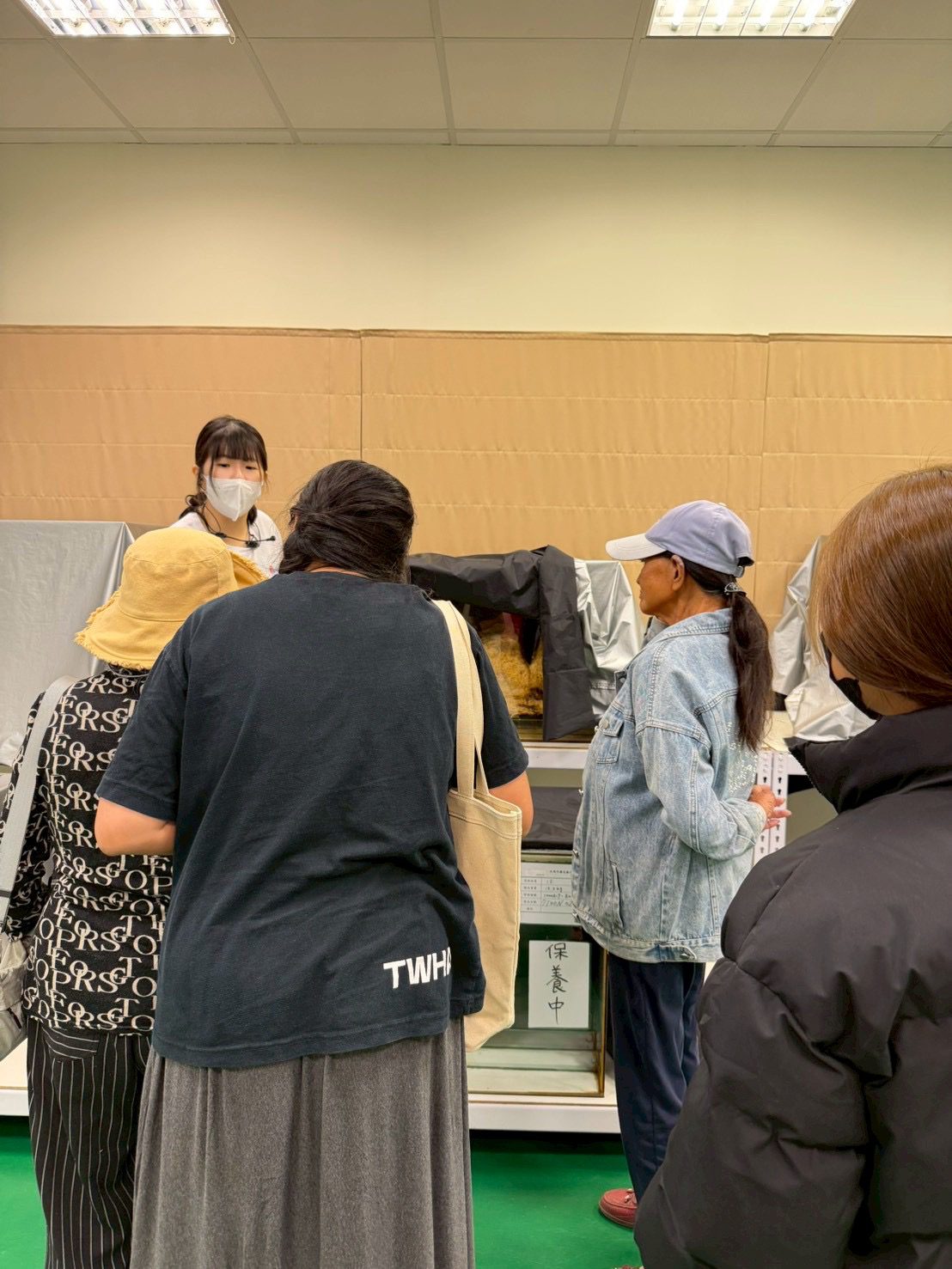 快樂聯盟;幫助藥癮者家屬前往監所探視 用陪伴~穩定高齡長輩的情緒 快樂聯盟;幫助藥癮者家屬前往監所探視 用陪伴~穩定高齡長輩的情緒