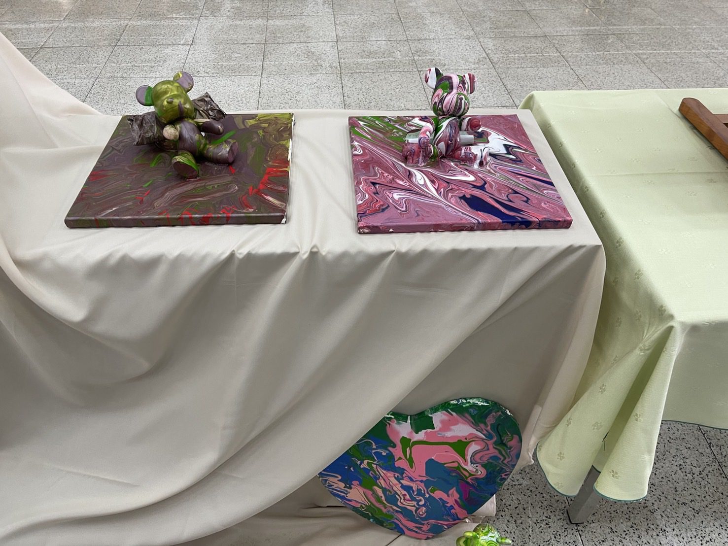 把尊嚴與溫暖畫在一起:屏科大社工系「精迦就歡喜.藝起來繪情」藝術展開幕 把尊嚴與溫暖畫在一起:屏科大社工系「精迦就歡喜.藝起來繪情」藝術展開幕