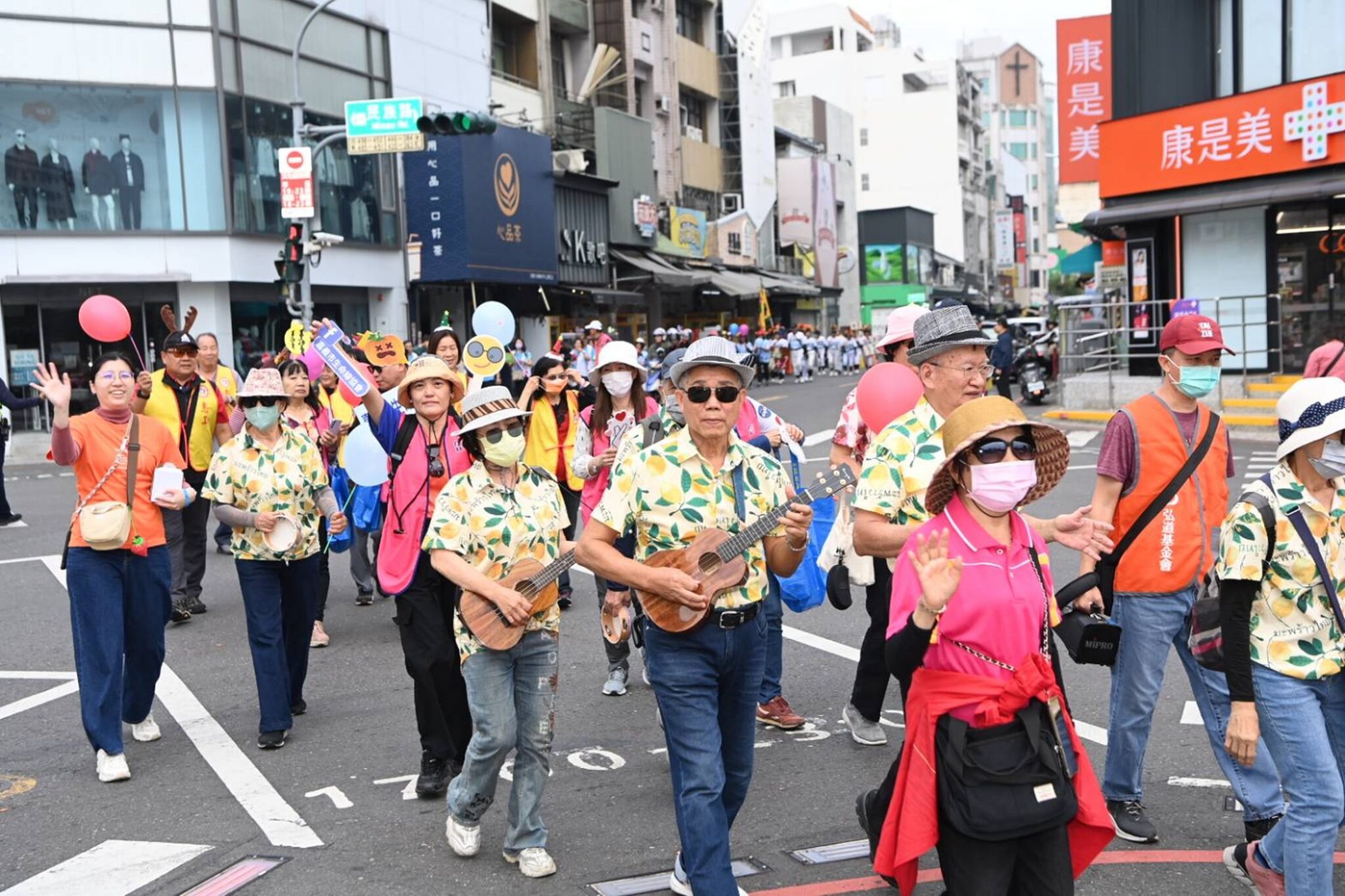 「嘉義建城321」志工大會師 1,600名志工攜手迎向永續服務年 「嘉義建城321」志工大會師 1,600名志工攜手迎向永續服務年