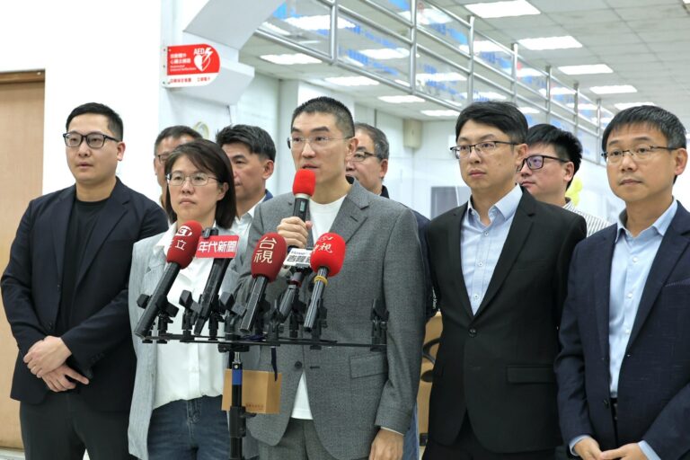 謝國樑宣布自來水油污事件補助細節　新山供水區 7 萬餘戶皆可申請