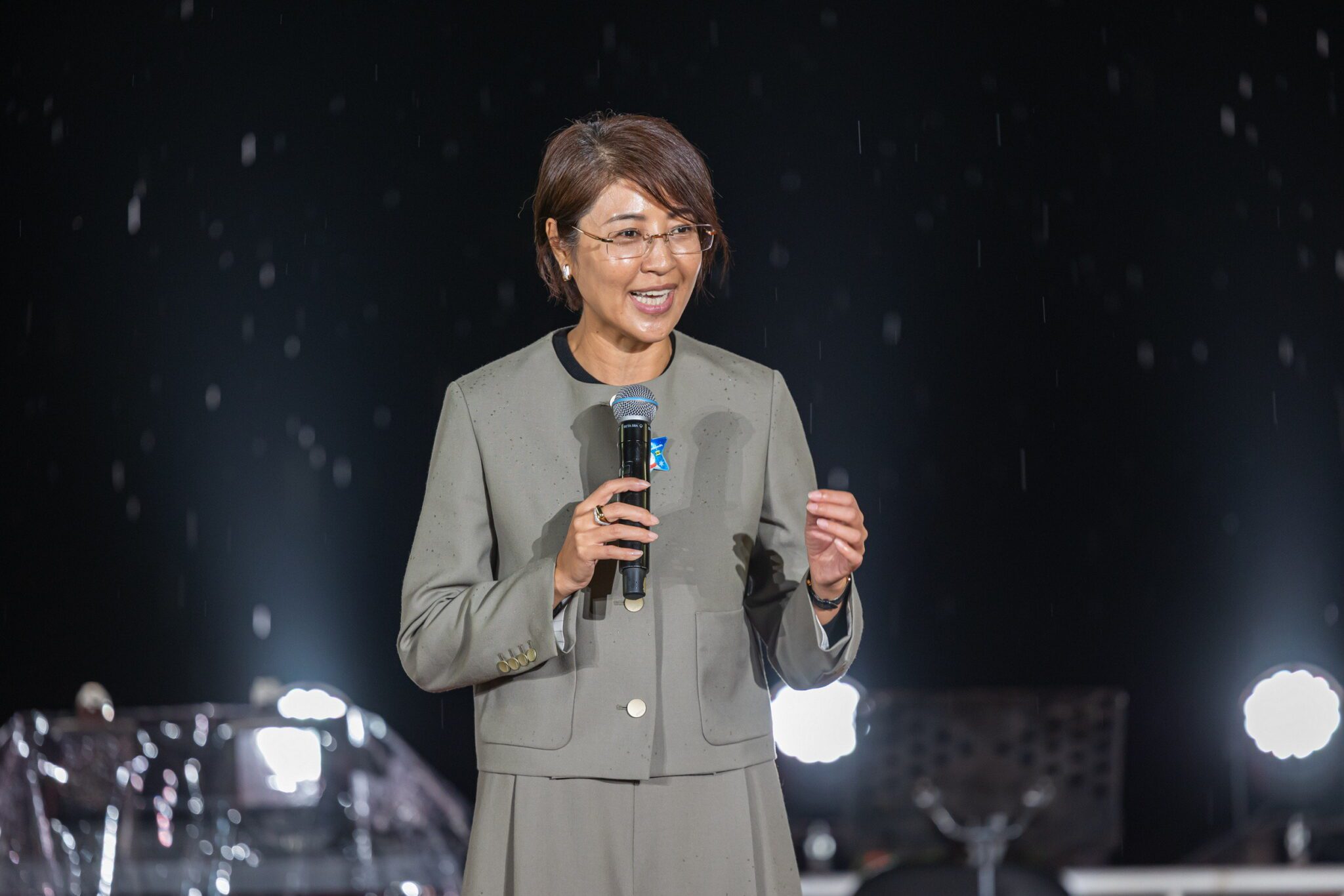 草屯聖誕點燈溫馨登場 縣長許淑華讚彰明電子熱心公益 草屯聖誕點燈溫馨登場 縣長許淑華讚彰明電子熱心公益