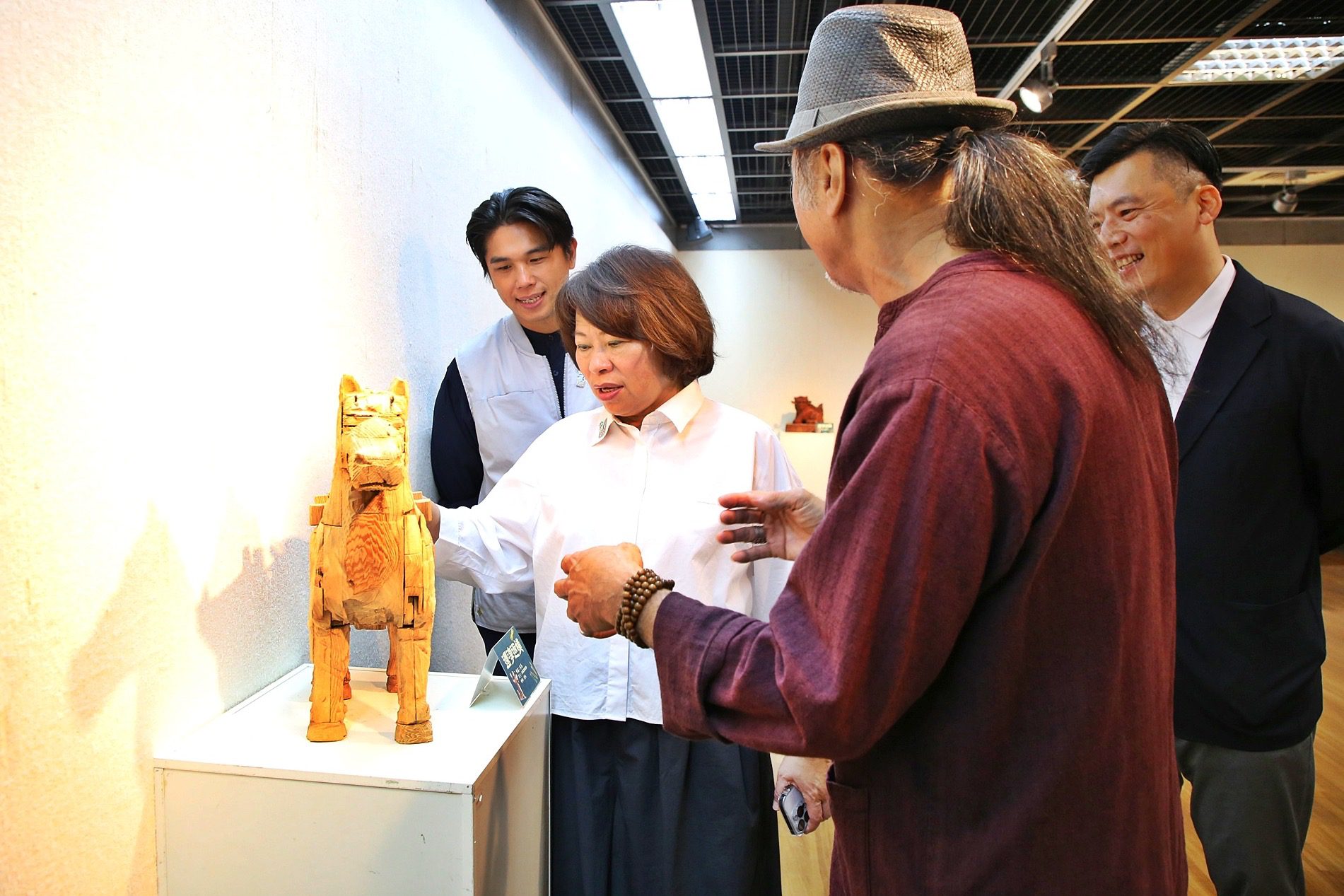 睽違五年！嘉義木雕大師再度開展　李宗霖38件新作亮相文化藝廊