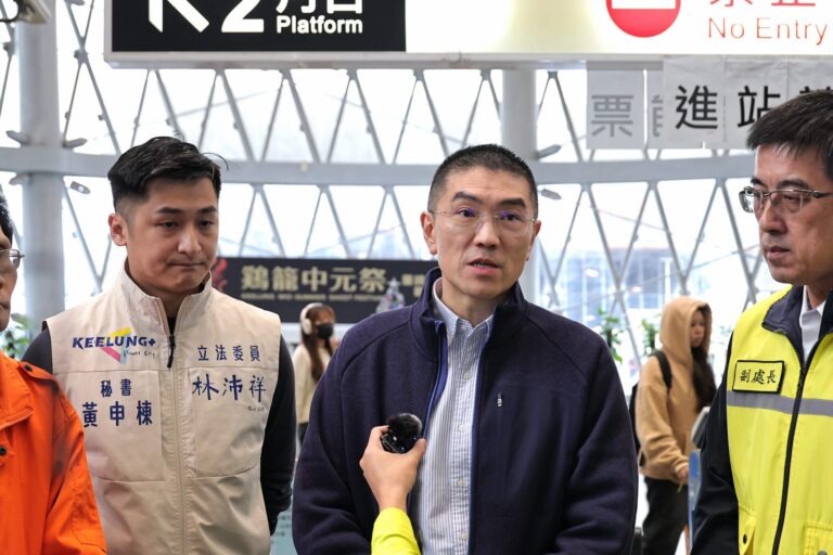 通勤不再「等嘸車」？謝國樑督促台鐵透明通報、加強應變效率