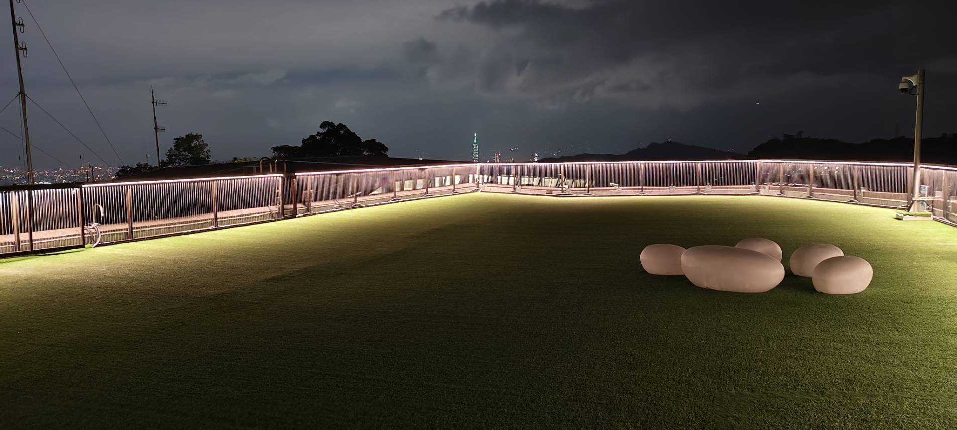 101煙火在腳下綻放　貓空纜車「星光跨年車廂」開賣