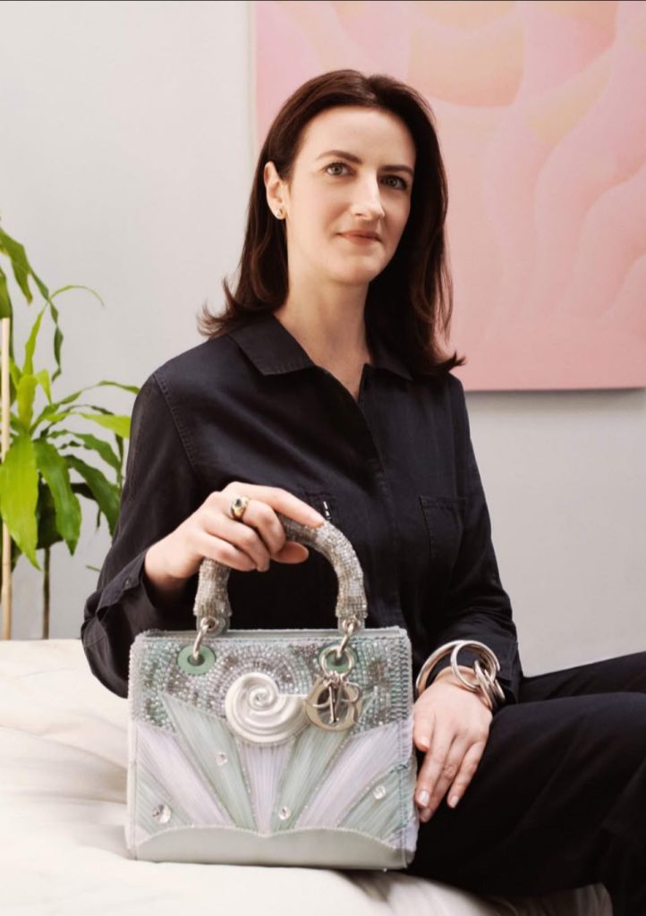 《Lady Dior 》 十年磨劍、招招到位 《Lady Dior 》 十年磨劍、招招到位