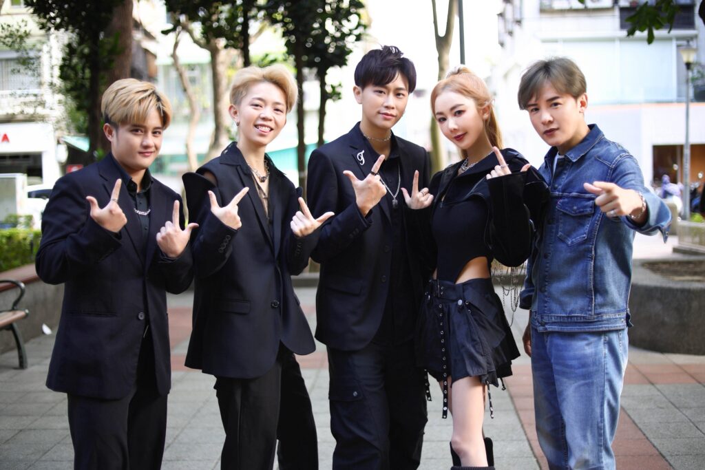 從動保到環保「公益女神」楊婷婭 為愛發聲《Come get my love》讓多元共存的愛自由閃耀舞台 5 S 231833620 1024x683 1