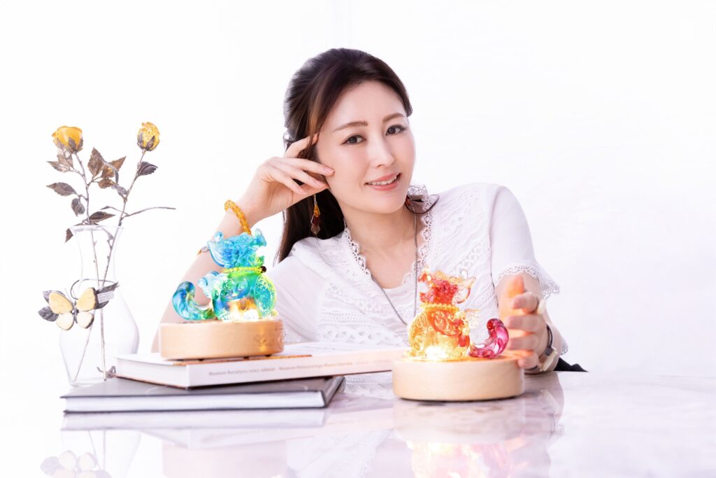 佐藤麻衣神級藏品被封高級隱藏收藏家 收藏品亮相「黃金、貔貅」 12 S 232079370 1024x683 1