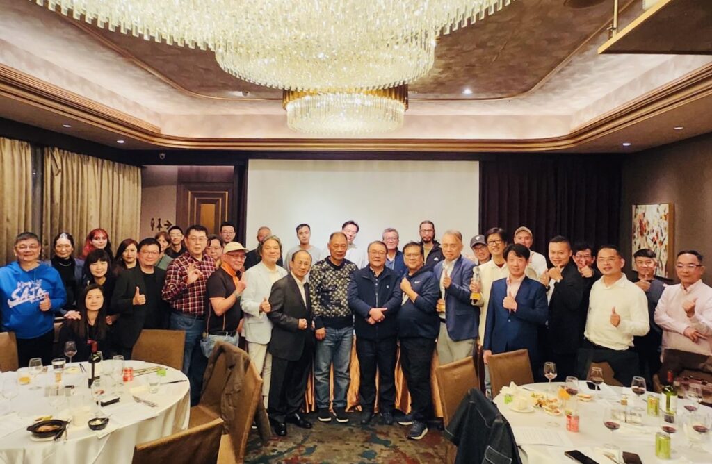 TUTIS AI Club 年終盛會揭示全球 AI 新藍圖,戰略夥伴奕展科技獲頒年度貢獻獎 26 S 99000351 1024x668 1