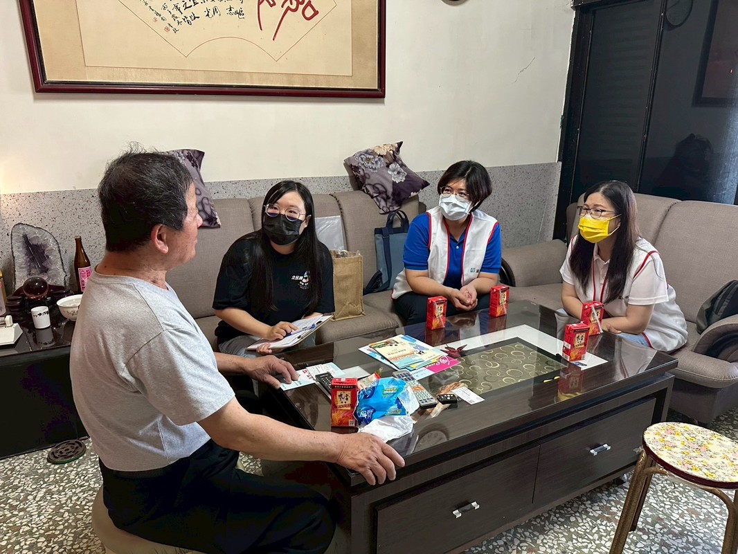 台灣癌症基金會攜手富邦人壽 看見偏鄉銀髮癌友就醫交通困境 台灣癌症基金會攜手富邦人壽 看見偏鄉銀髮癌友就醫交通困境