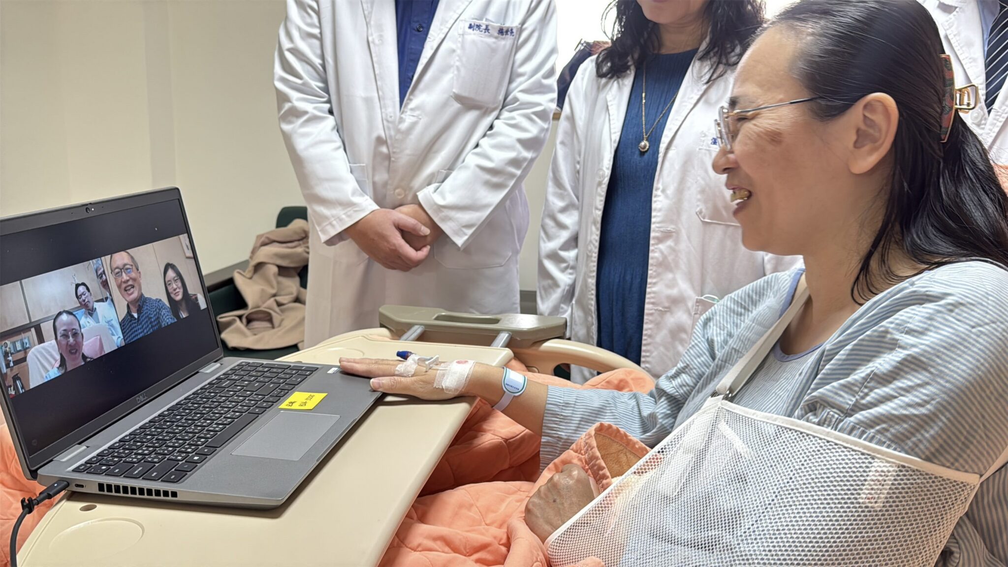 1219事件暖心後續 蔣萬安赴臺大醫院致謝救人父女檔醫師 1219事件暖心後續 蔣萬安赴臺大醫院致謝救人父女檔醫師