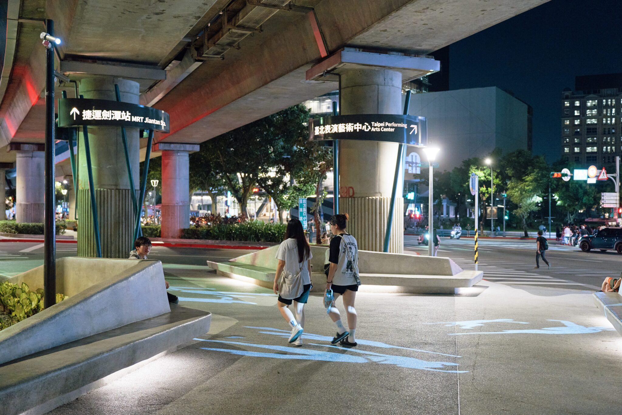 評審團最愛　北市公園處捷運綠廊榮獲臺北設計獎