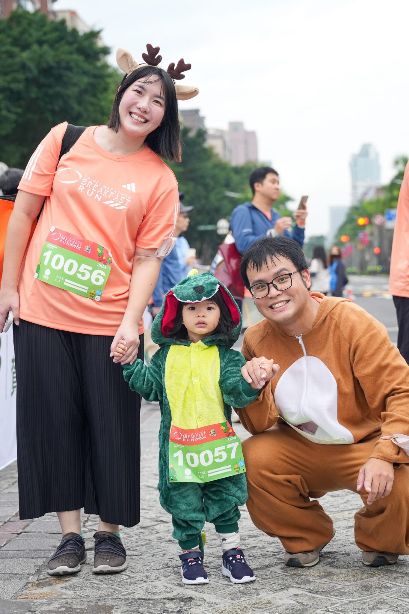 齊跑迎耶誕!台北早餐跑萬人參與 為週末馬拉松注入活力 齊跑迎耶誕!台北早餐跑萬人參與 為週末馬拉松注入活力