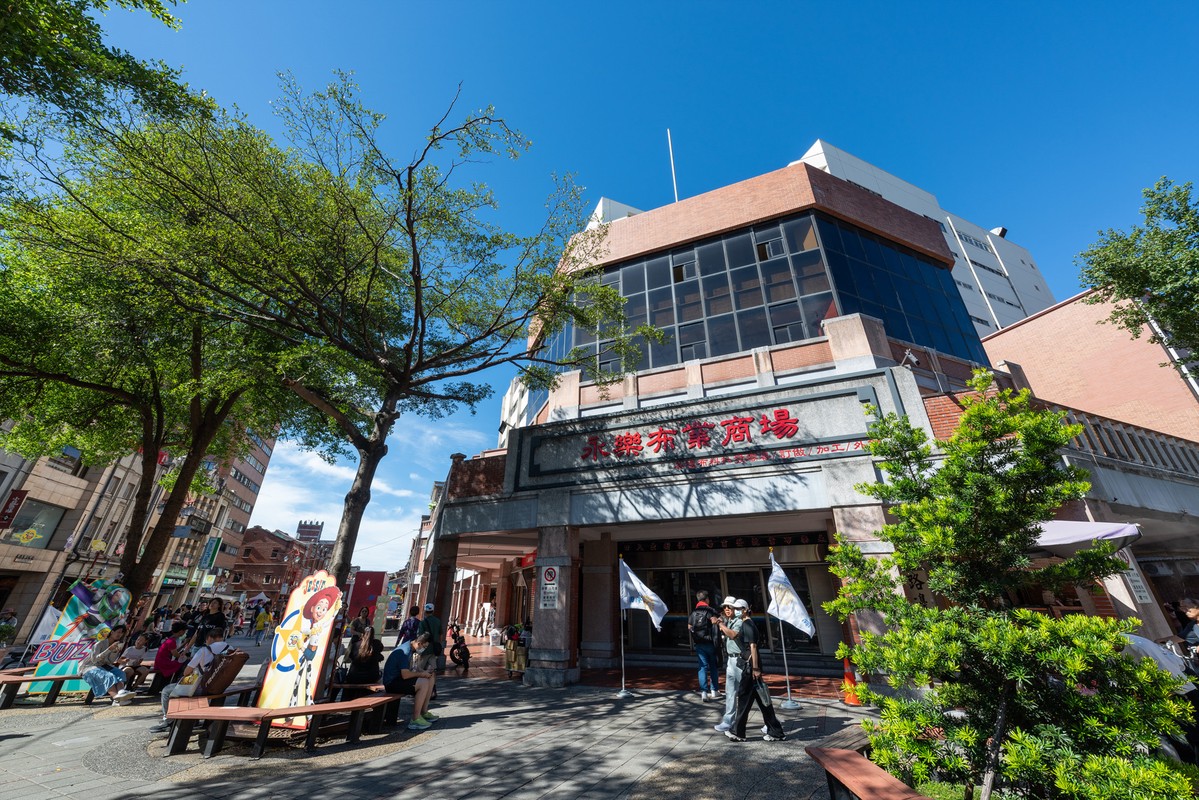 百年首發 商一地王 樂揚保強 天光之埕 百年首發 商一地王 樂揚保強 天光之埕