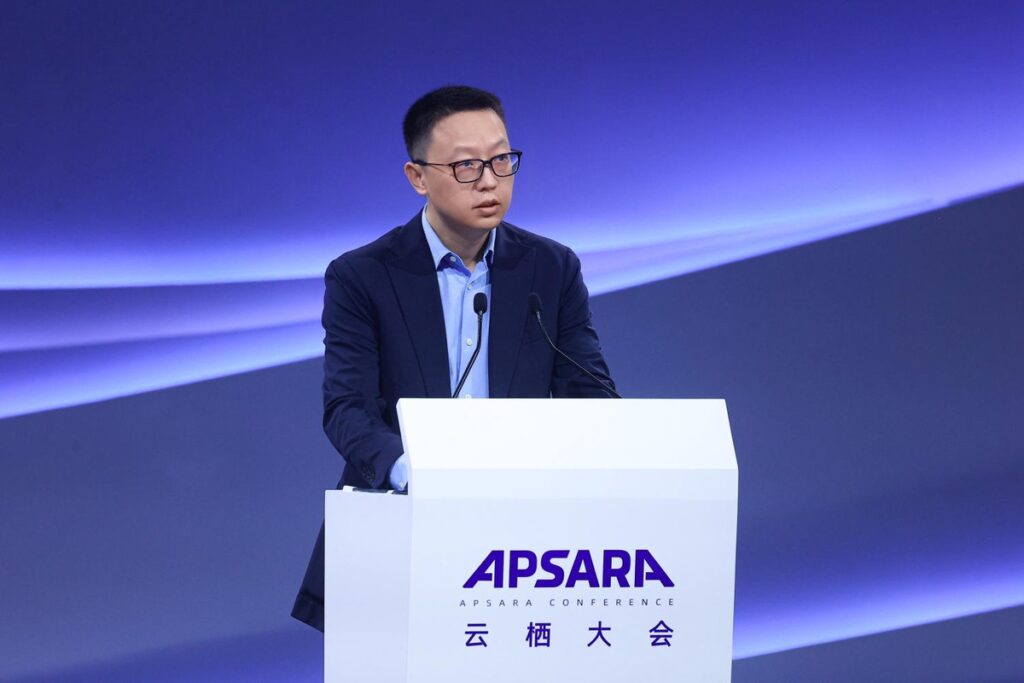 Meta策略急轉彎?新模型「Avocado」傳採閉源路線 訓練還借助阿里Qwen蒸餾引爆震撼 Meta策略急轉彎?新模型「Avocado」傳採閉源路線 訓練還借助阿里Qwen蒸餾引爆震撼