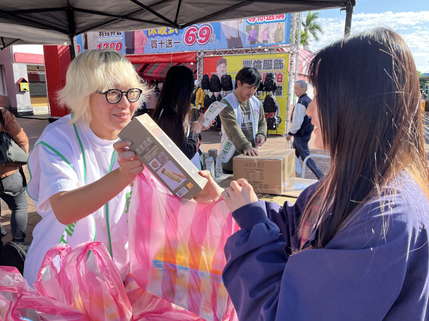 民進黨桃園市黨部一年募捐血1500袋 黃傅淑香:認真做自然被支持 民進黨桃園市黨部一年募捐血1500袋 黃傅淑香:認真做自然被支持