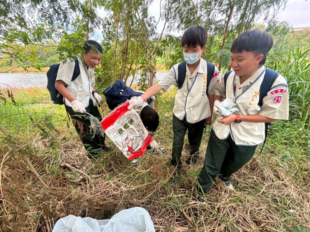 從童軍行動到 SDGs 實踐 北新童軍團走入筏子溪 以行動深化環境永續教育