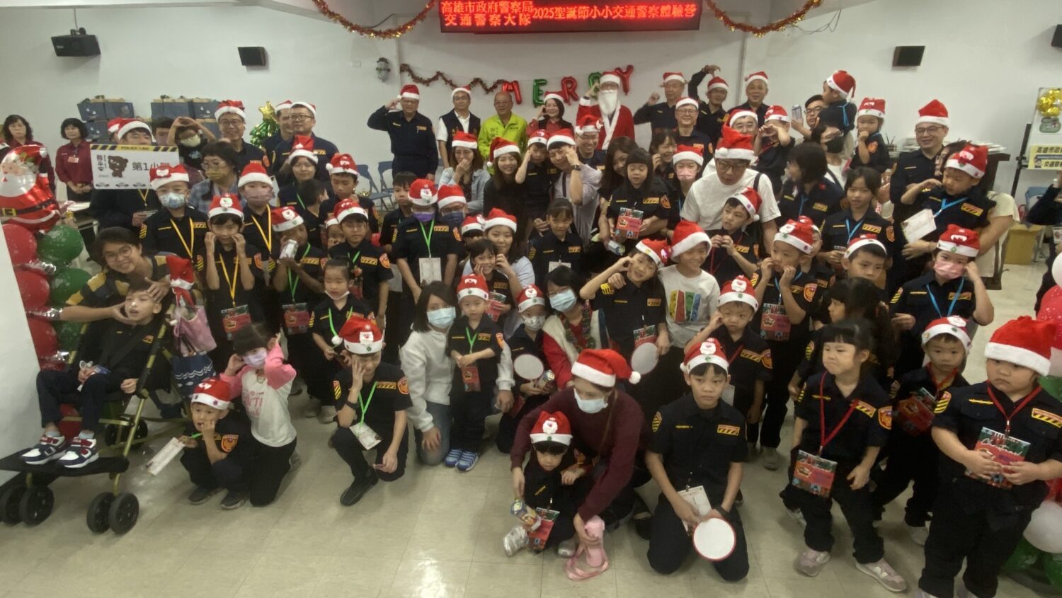 高市警局聖誕驚喜!小小「交警體驗營」融合交安防災自保課程 高市警局聖誕驚喜!小小「交警體驗營」融合交安防災自保課程