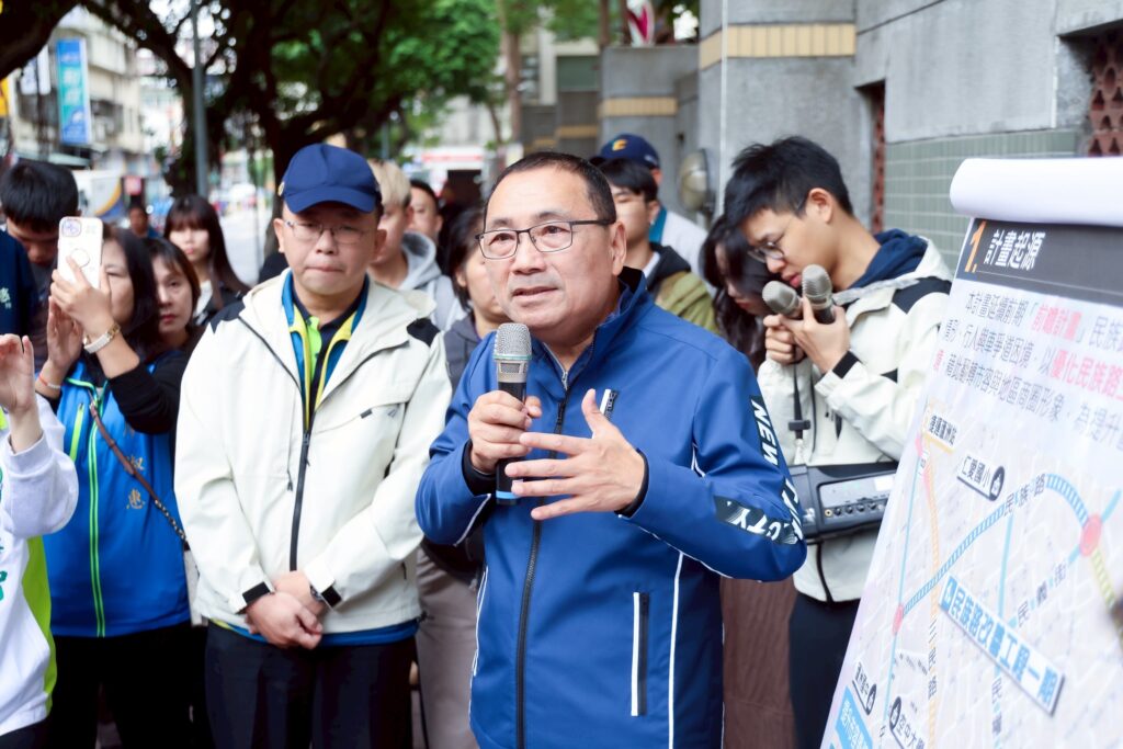 視察蘆洲民族路人行道改善工程 侯友宜:以人本打造安全通行環境 視察蘆洲民族路人行道改善工程 侯友宜:以人本打造安全通行環境