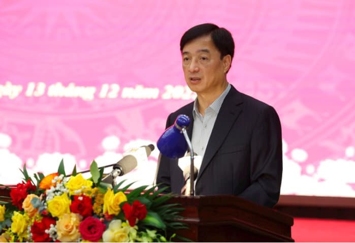 越南河內拍板紅河大道與奧運體育城計畫 河內市委書記阮維玉在河內市委執行委員會會議上致開幕詞(圖翻攝自baochinhphu)