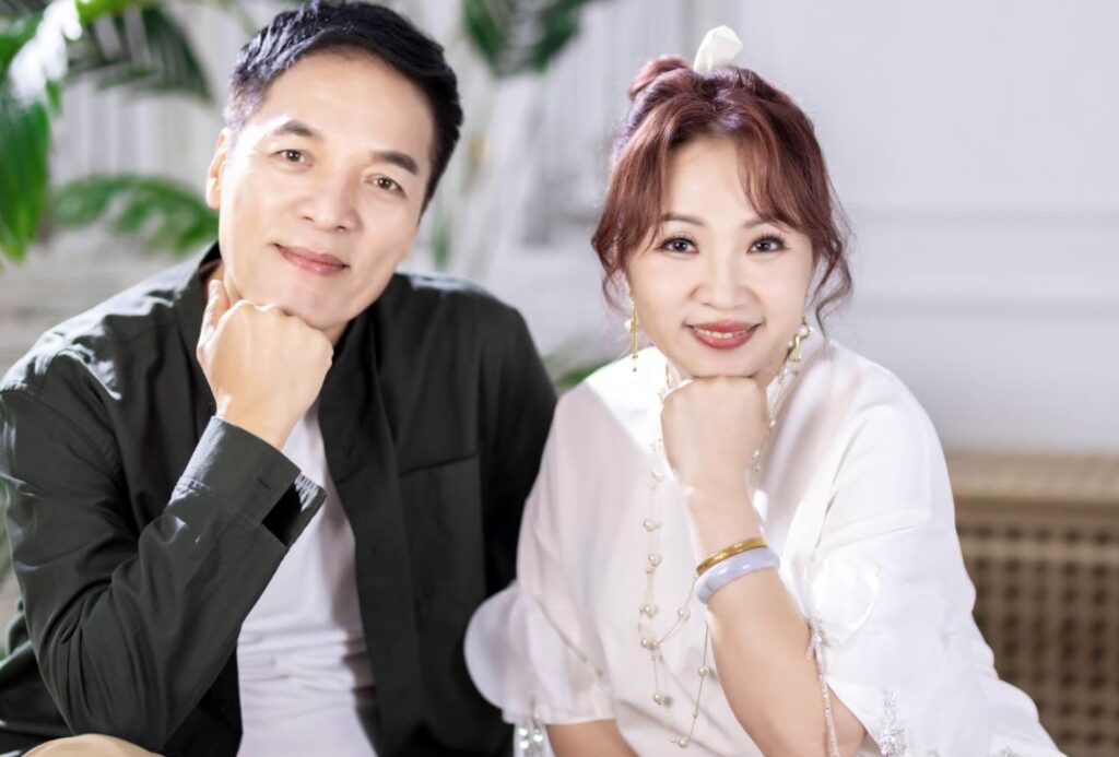 「一條根女王」小貞姐姐正式出道 首發就中三立八點檔《百味人生》片尾金曲 28 %E4%B8%8B%E5%8D%88257 2026 1 19%E7%9A%84%E5%BD%B1%E5%83%8F 1024x693 1