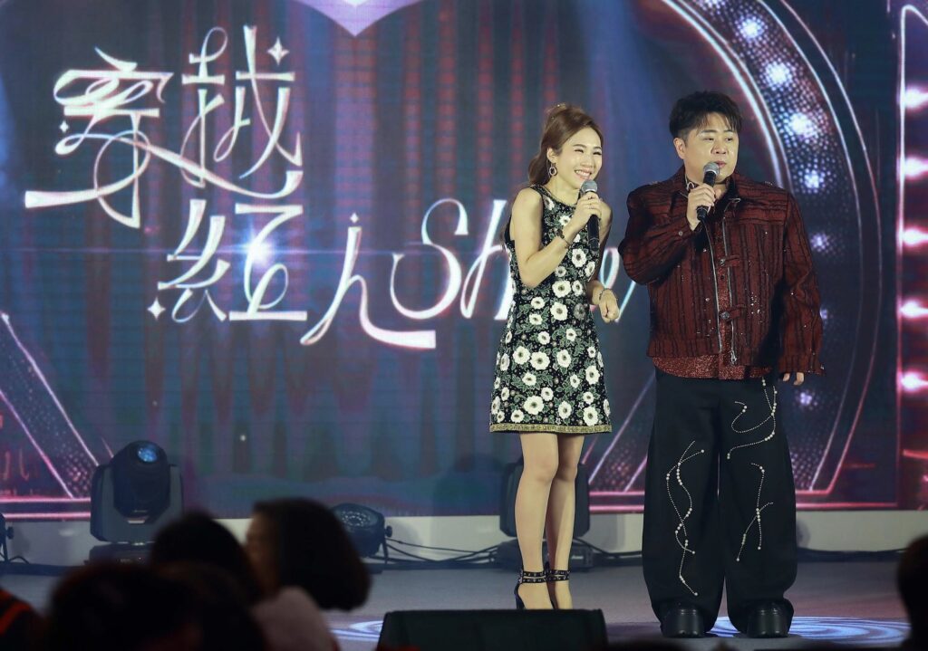 百萬點閱再報喜!吳申梅〈外家〉破百萬 再登《穿越紅人Show》沉浸式開唱 17 %E4%B8%8B%E5%8D%884.35 2026 1 5%E7%9A%84%E5%BD%B1%E5%83%8F 1