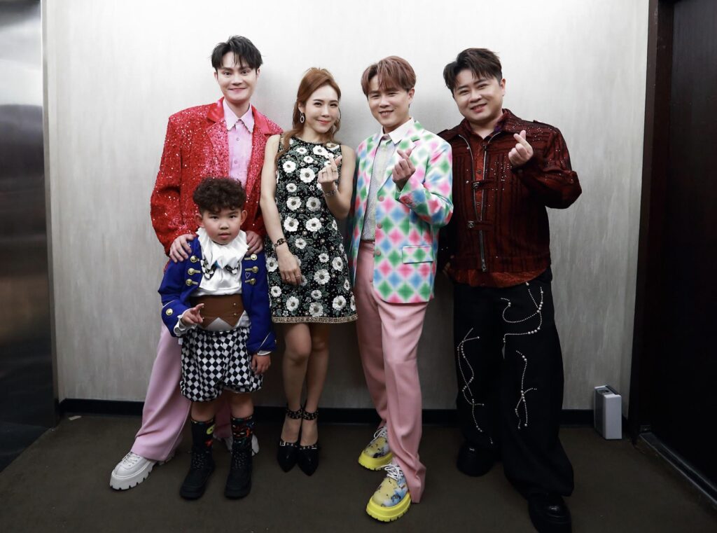 百萬點閱再報喜!吳申梅〈外家〉破百萬 再登《穿越紅人Show》沉浸式開唱 18 %E4%B8%8B%E5%8D%884.35 2026 1 5%E7%9A%84%E5%BD%B1%E5%83%8F