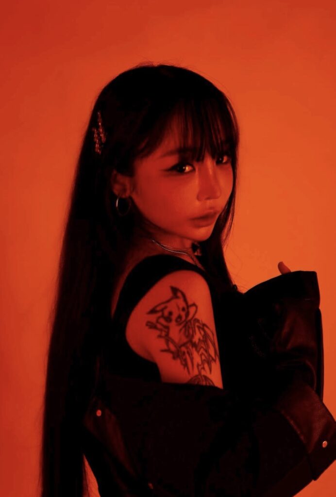 從日本到西方市場 蘇櫻花神秘揭東西方拍攝現場 對手最大差異 6 %E4%B8%8B%E5%8D%884.58 2026 1 22%E7%9A%84%E5%BD%B1%E5%83%8F 2