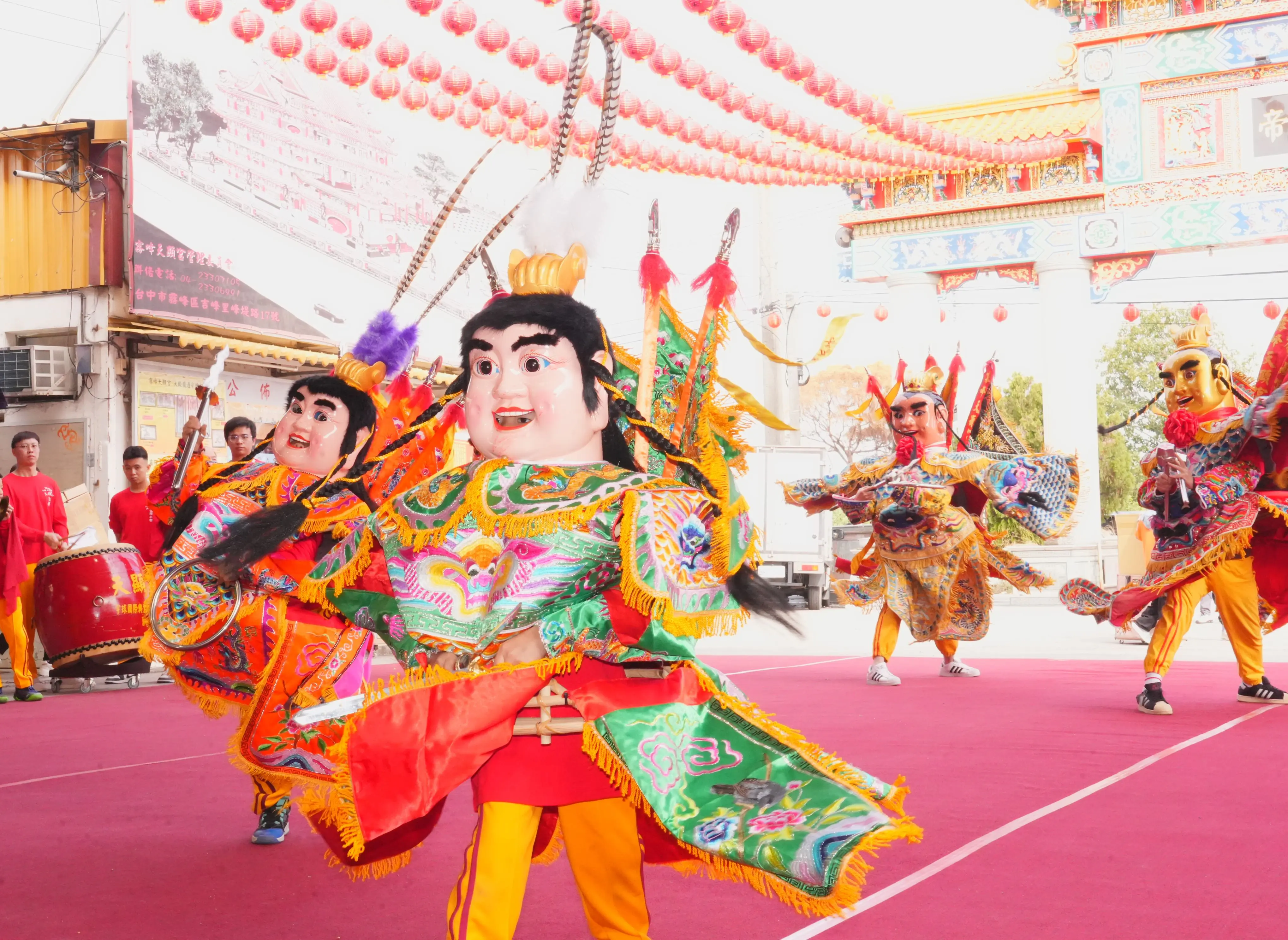 中市霧峰天顯宮入火安座25週年宮慶 民政局長感謝護佑鄉里 中市霧峰天顯宮入火安座25週年宮慶 民政局長感謝護佑鄉里