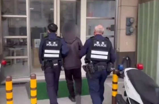 羅東驚傳民宅遭偷窺 偷窺男被依違反社會秩序維護法裁罰 羅東驚傳民宅遭偷窺 偷窺男被依違反社會秩序維護法裁罰