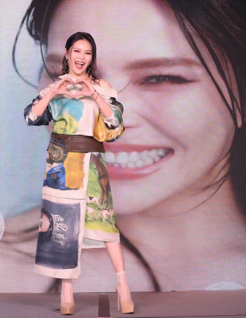 周蕙27年情歌回顧小巨蛋深情開唱 周蕙27年情歌回顧小巨蛋深情開唱