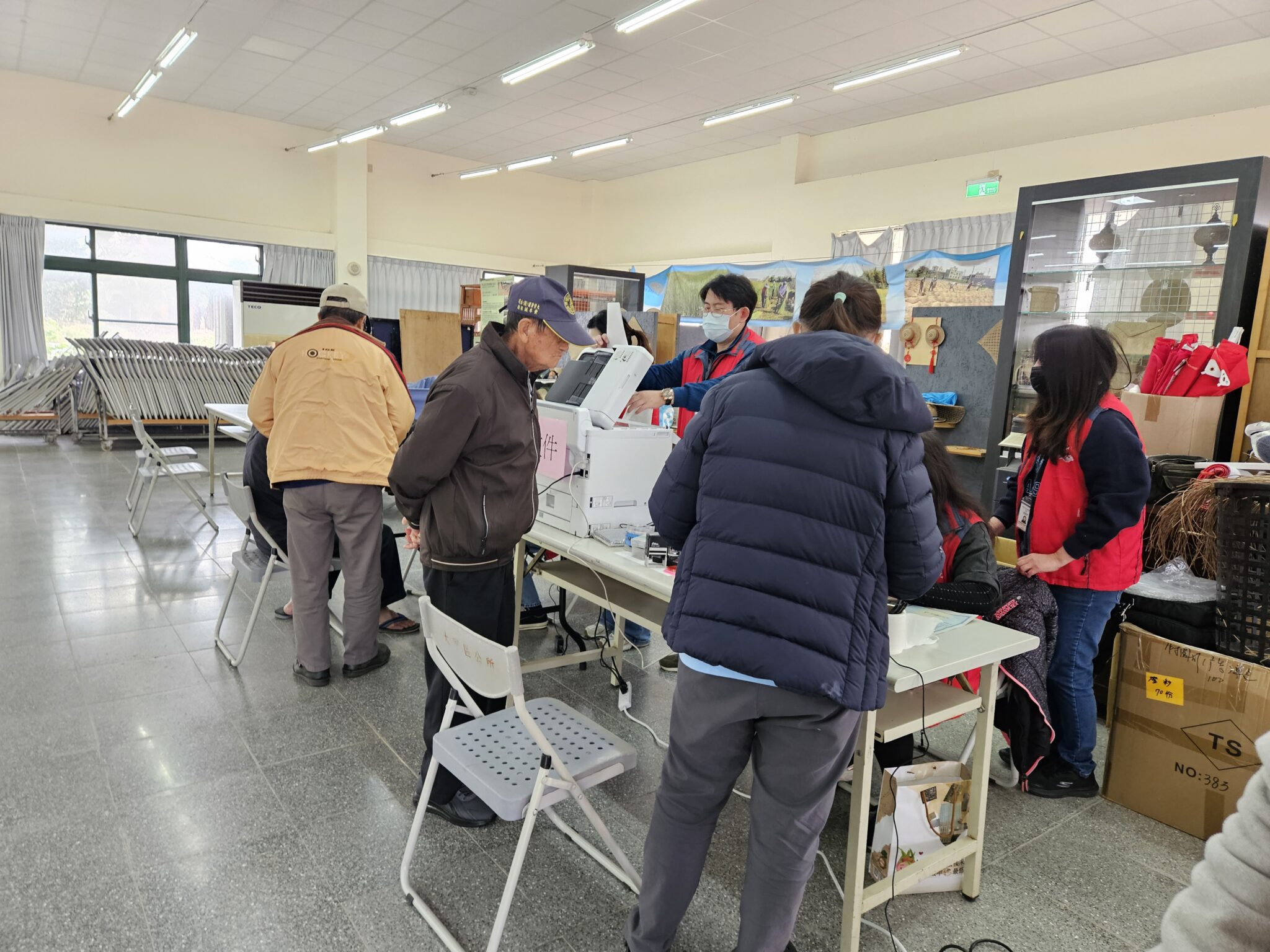 「服務零距離」 大甲地政事務所辦理「下鄉換狀」便民服務暖民心 「服務零距離」 大甲地政事務所辦理「下鄉換狀」便民服務暖民心