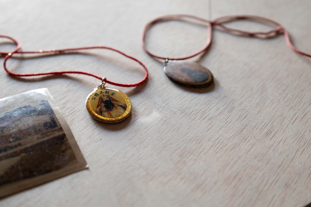 吳觀亞《掌屋》—透露的時間長廊與空間守護 吳觀亞《掌屋》—透露的時間長廊與空間守護