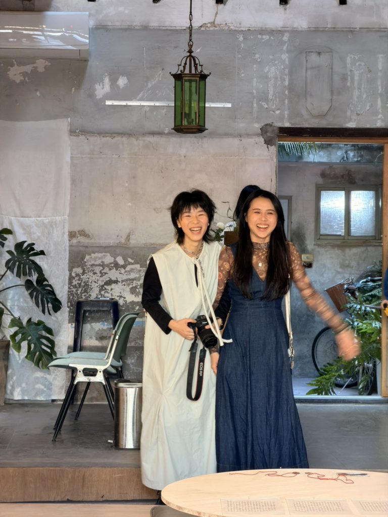 吳觀亞《掌屋》—透露的時間長廊與空間守護 吳觀亞《掌屋》—透露的時間長廊與空間守護