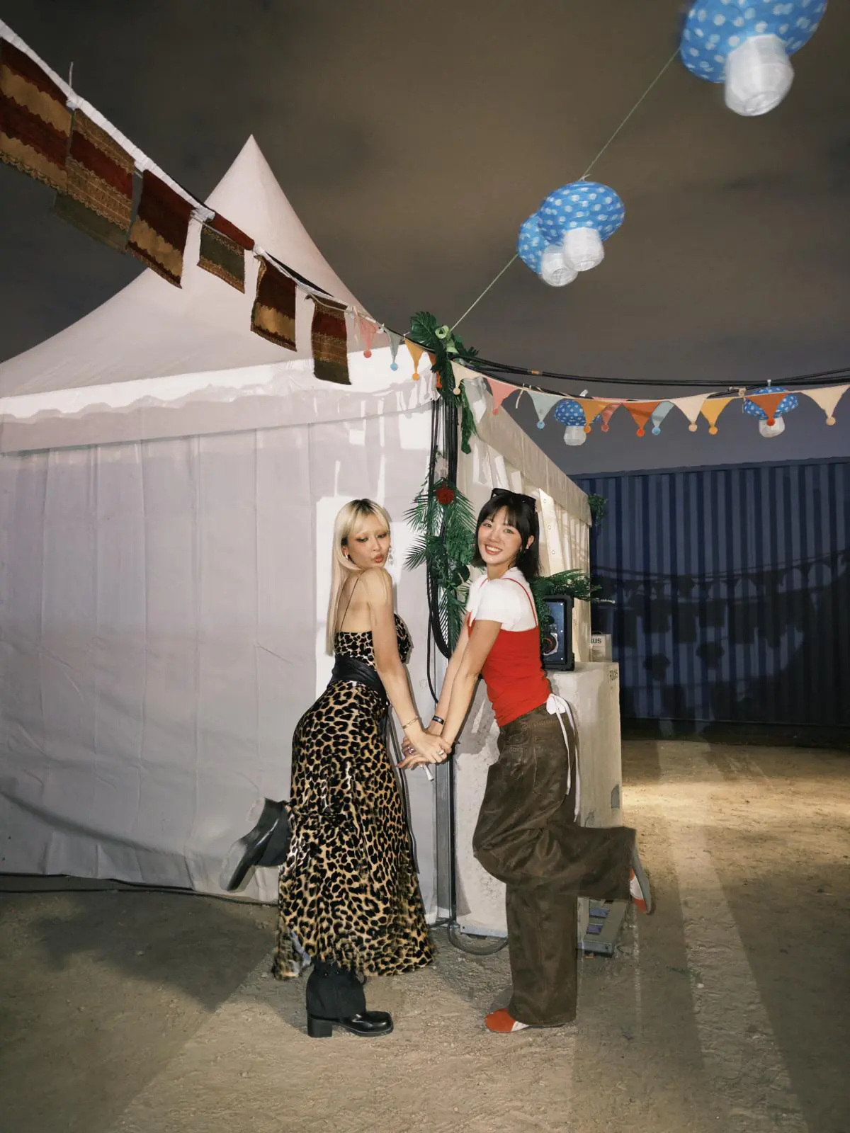 新生代主持人木木 遠征香港音樂節Clockenflap 擔任 JUD 陳泳希一日經紀人探班師兄林宥嘉 新生代主持人木木 遠征香港音樂節Clockenflap 擔任 JUD 陳泳希一日經紀人探班師兄林宥嘉