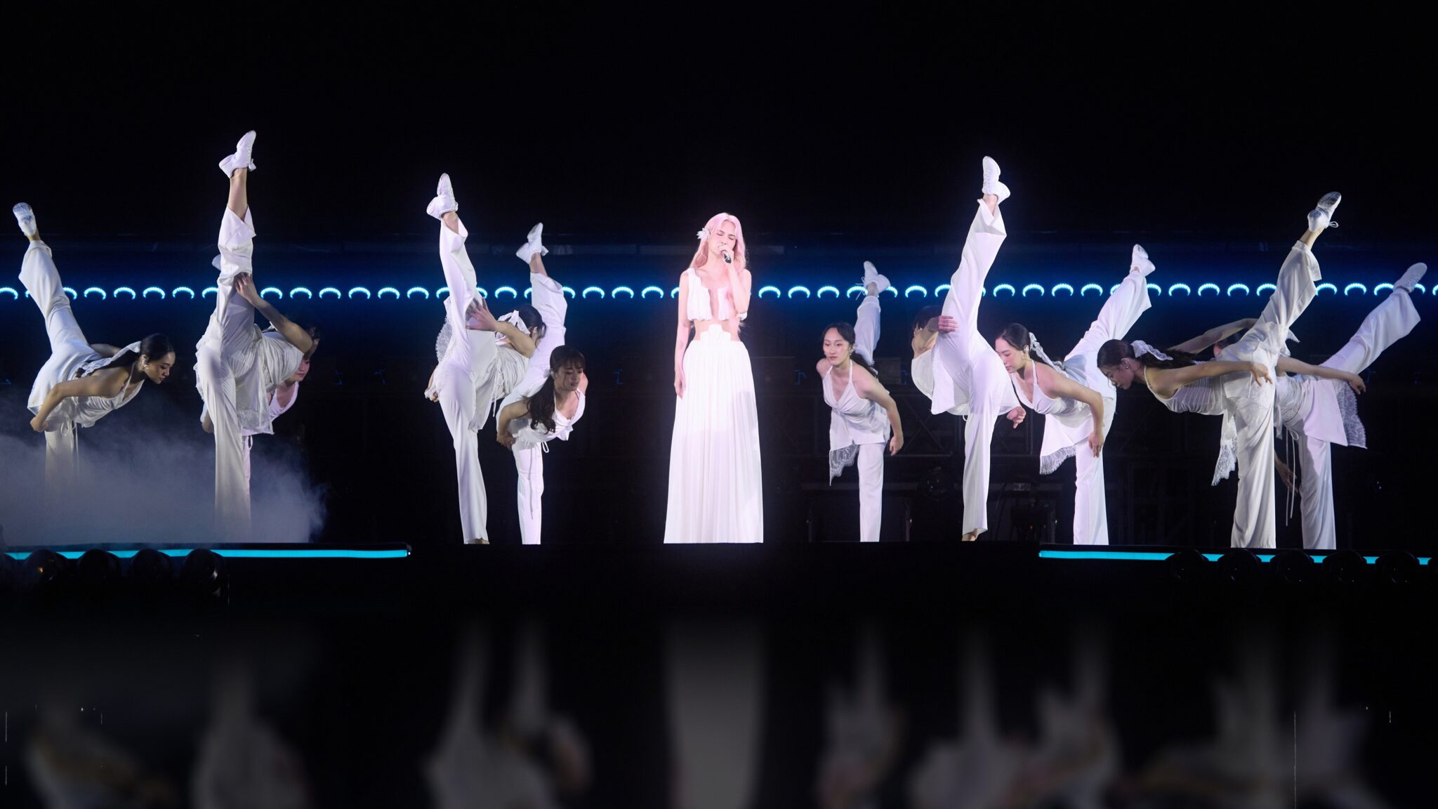 楊丞琳首次巡演陪歌迷倒數 化身「時光歌詠精靈」唱進 2026 楊丞琳首次巡演陪歌迷倒數 化身「時光歌詠精靈」唱進 2026