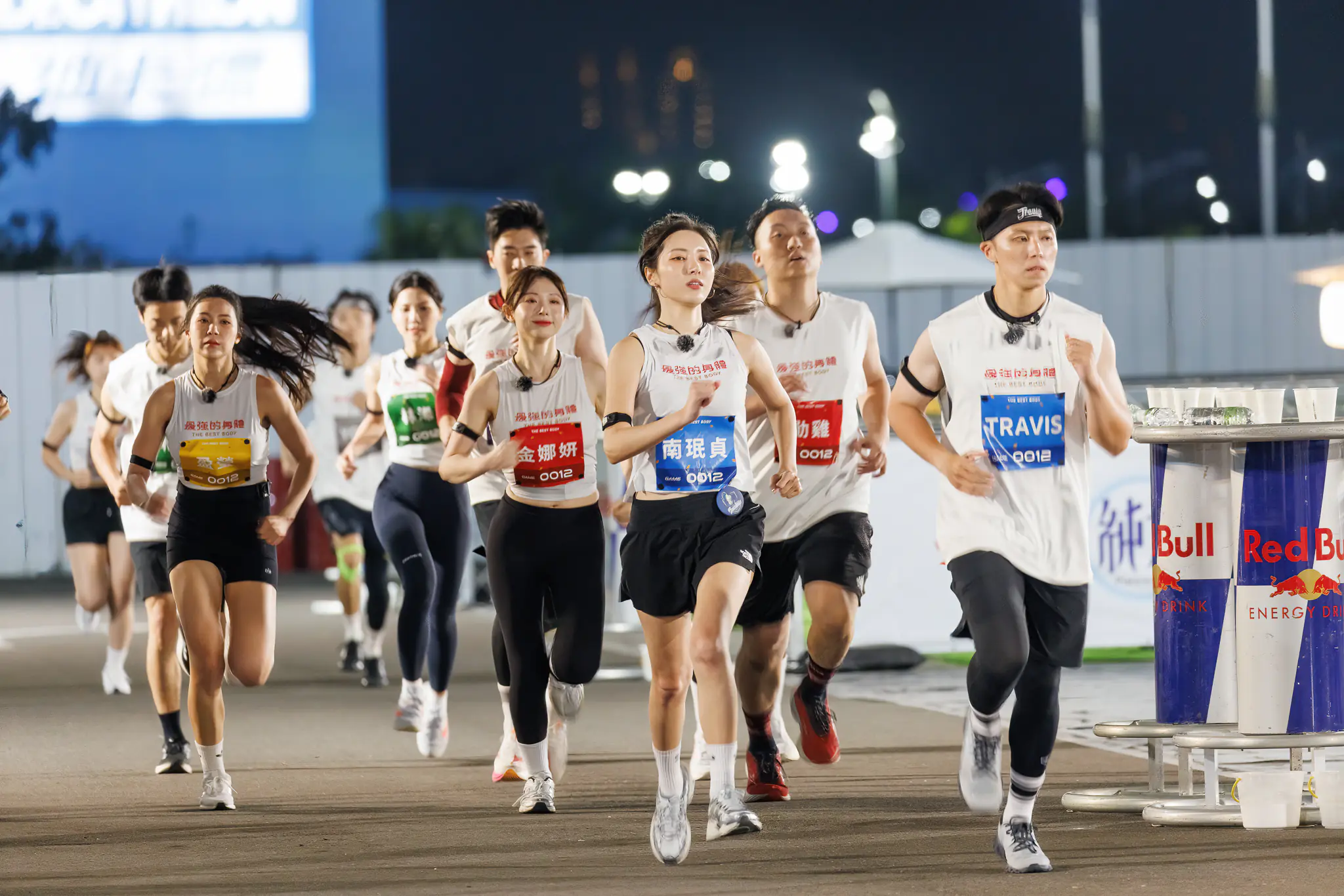 畫面好香啦啦隊拼場 南珉貞 金娜妍魅力爆棚 掀體能巔峰對決 畫面好香啦啦隊拼場 南珉貞 金娜妍魅力爆棚 掀體能巔峰對決