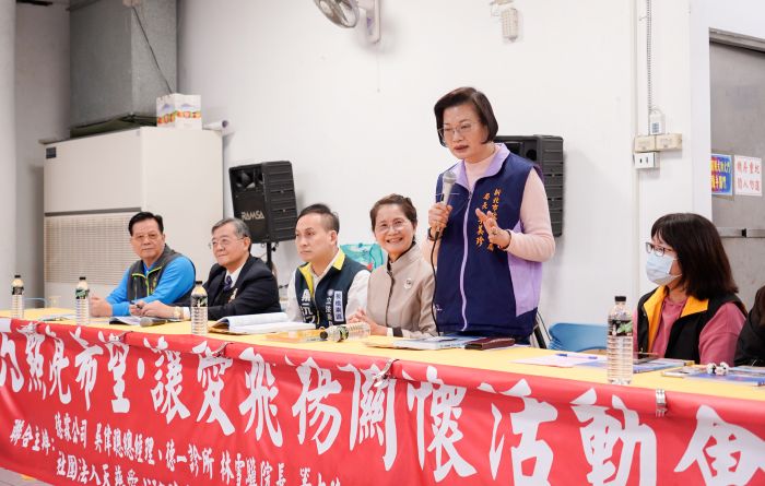 溫馨關懷 天慈愛心功德會「讓愛飛揚」點亮弱勢家戶希望 55 《圖說》李美珍局長感謝天慈行善多年,照顧弱勢的服務規模越做越大,關懷足跡遍布全台。〈社會局提供〉