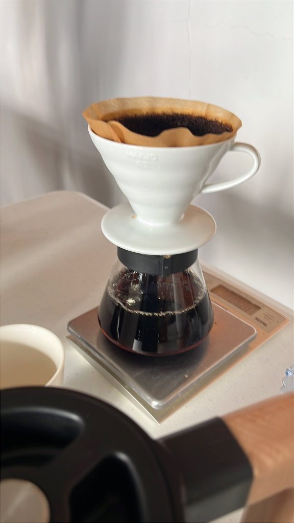 《蔡明亮自導自演》 喝咖啡 《蔡明亮自導自演》 喝咖啡