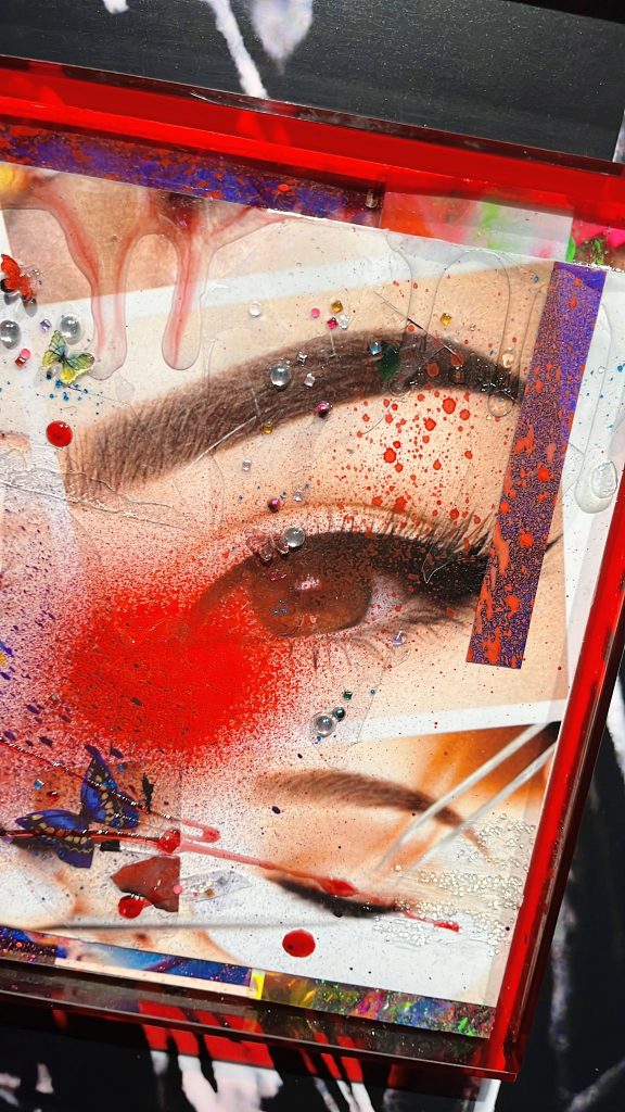 《彼岸、此岸》 在蜷川實花的沈浸式繁花中,我靜下來——生與死的凝望 《彼岸、此岸》 在蜷川實花的沈浸式繁花中,我靜下來——生與死的凝望