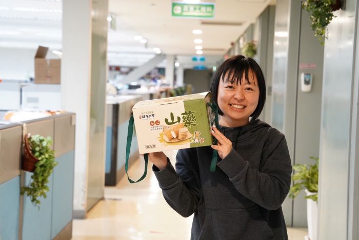 新北好味迎新年 冬季進補吃山藥正當時 16 《圖說》歲末隆冬之際正是保養身體與儲備來年元氣的最佳時機,如欲購買山藥禮盒可洽產區農會。〈農業局提供〉