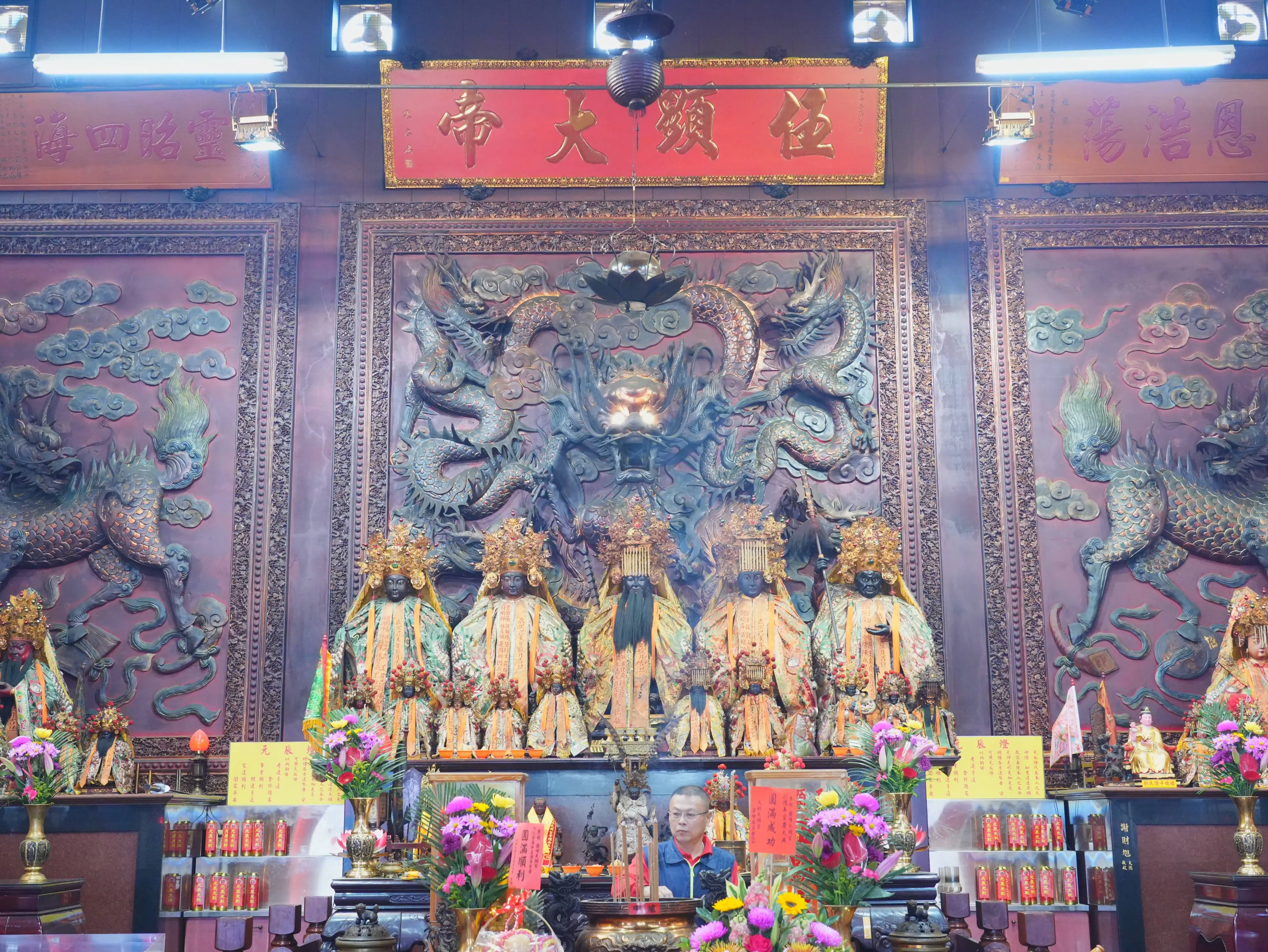 中市霧峰天顯宮入火安座25週年宮慶 民政局長感謝護佑鄉里 中市霧峰天顯宮入火安座25週年宮慶 民政局長感謝護佑鄉里