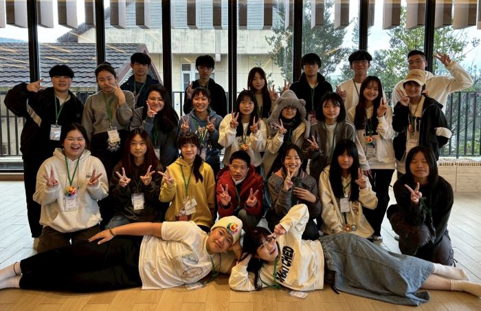 靈鷲山沉浸式學習點亮利他行動 啟動青年向陽力量 44 《圖說》靈鷲山慈善基金會1月25日至27日舉辦「2026靈鷲山向陽而生成長營」。〈靈鷲山佛教教團提供〉